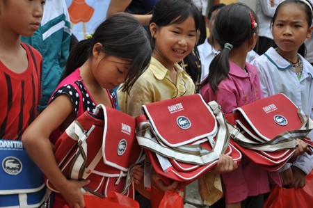 Tiếng mẹ đẻ có vai trò quan trọng trong việc phát triển giáo dục của Việt Nam - ảnh 1